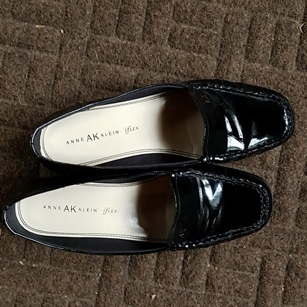 Anne Klein patent leather loafers us 10